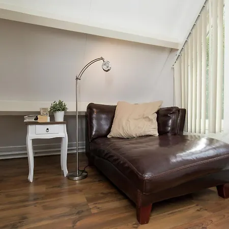 別荘 In By Forest & ノールトウェイケルハウト　