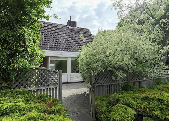 Holiday Home In Noordwijkerhout By Forest & Lake Noordwijkerhout