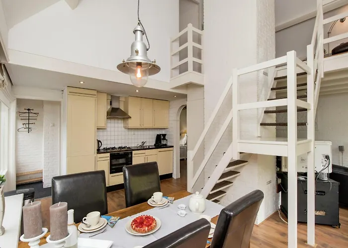 Holiday Home In Noordwijkerhout By Forest & Lake