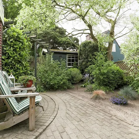 In By Forest & * Noordwijkerhout