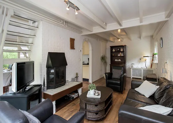 Dom wakacyjny In By Forest & *