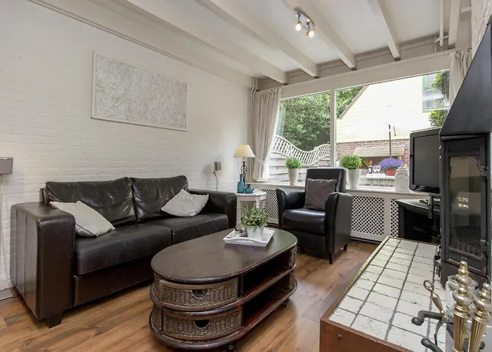 In By Forest & * Noordwijkerhout