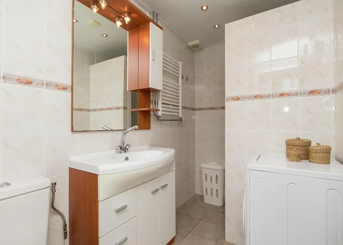 In By Forest & Dom wakacyjny *